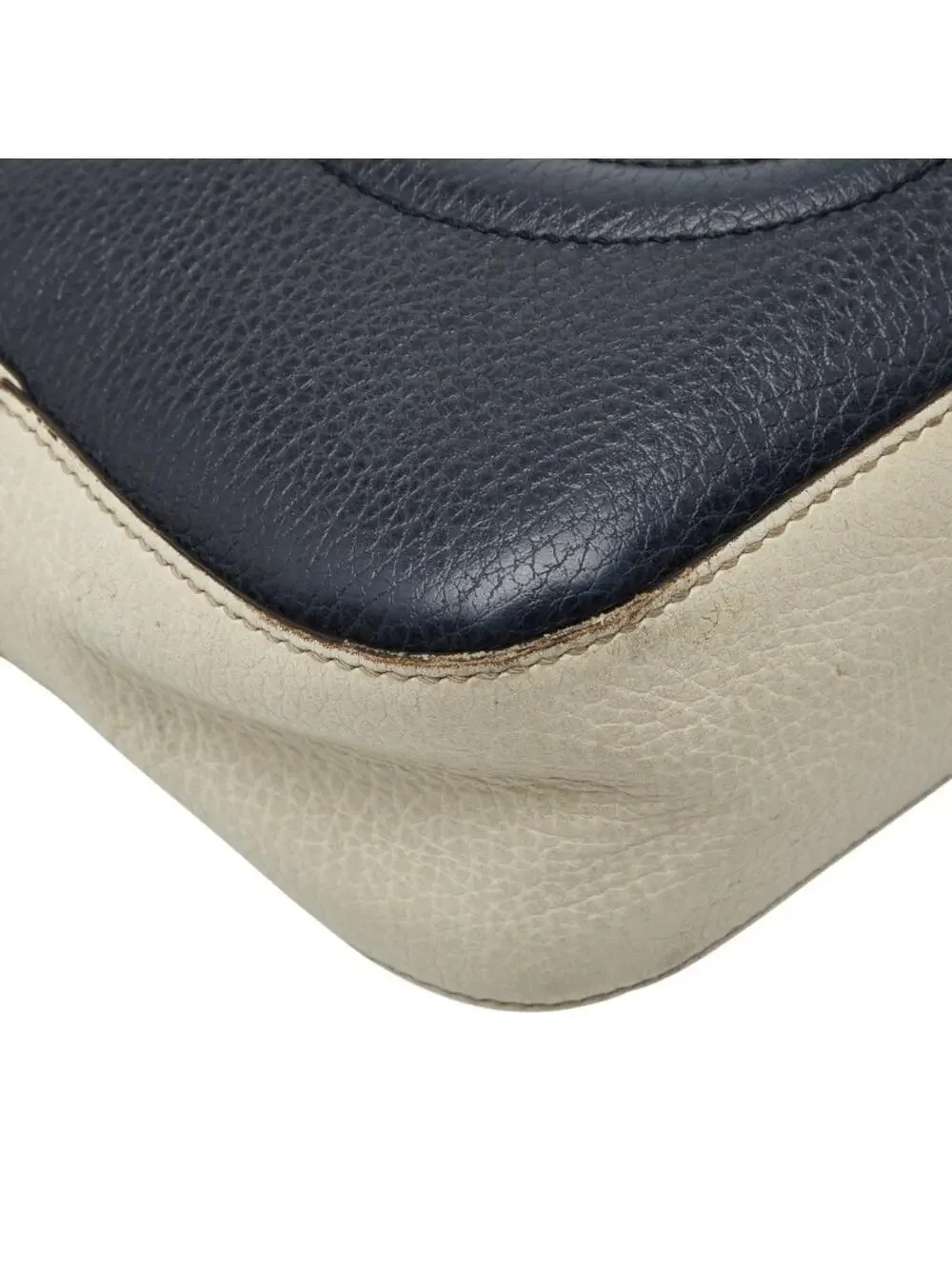 Gucci Soho Disco Crossbody Bag Leather #273949G74B - Picture 5 of 9